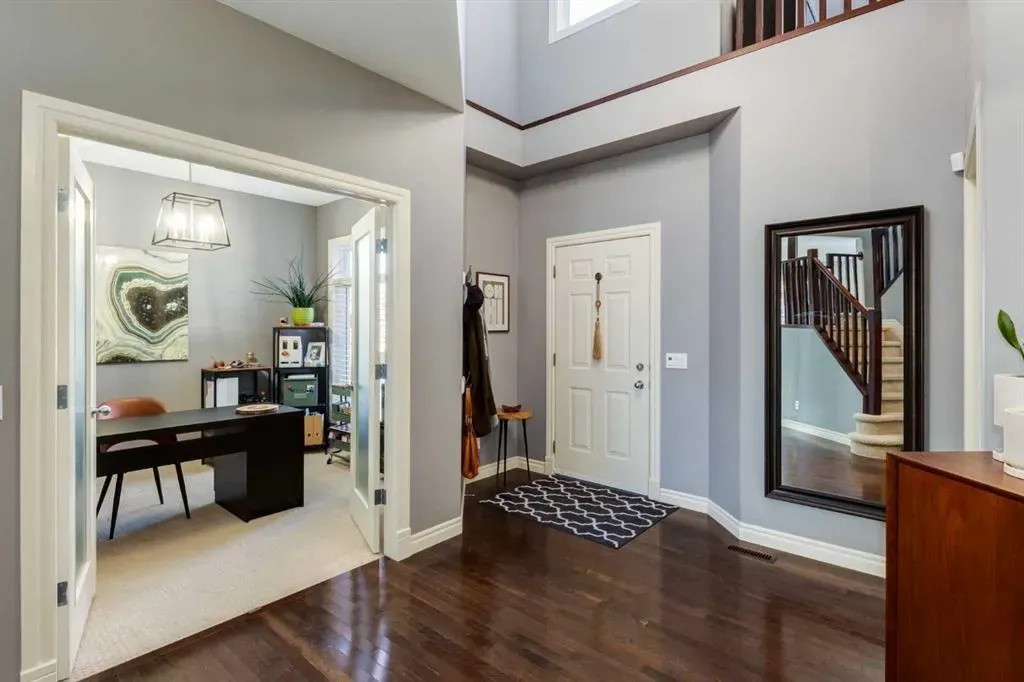 27 Tuscany Estates Drive NW