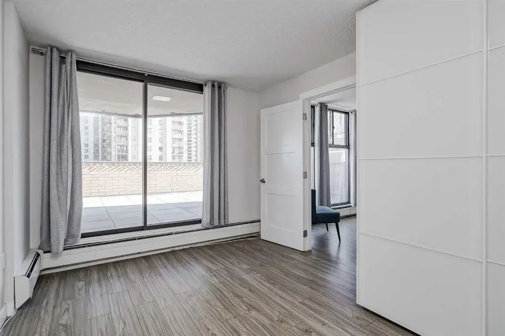 1100 8 Avenue SW, #507