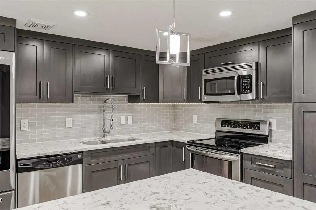 1100 8 Avenue SW, #507