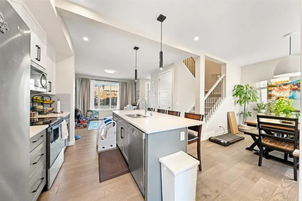 281 Waterford Boulevard