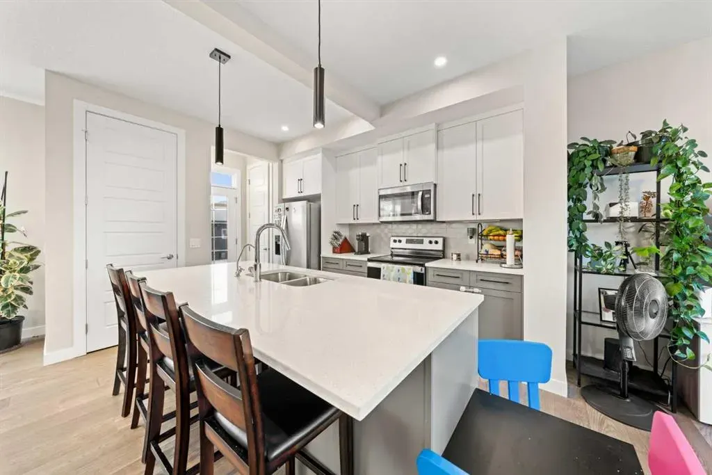 281 Waterford Boulevard