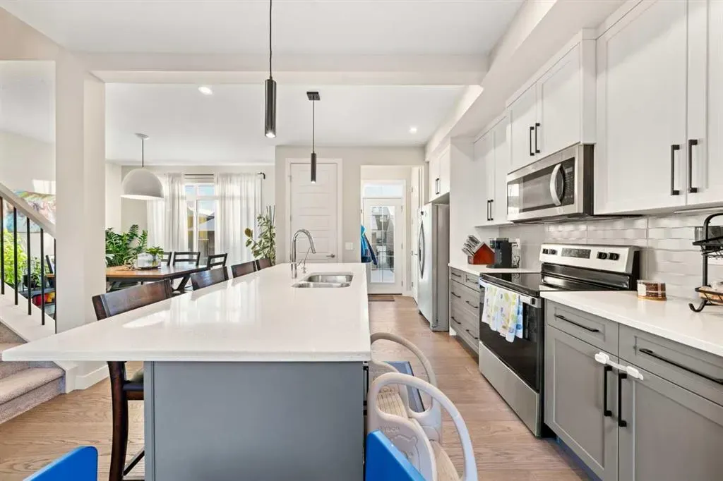 281 Waterford Boulevard