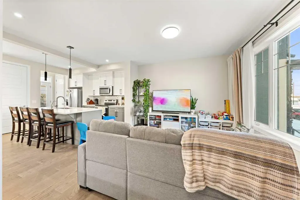 281 Waterford Boulevard