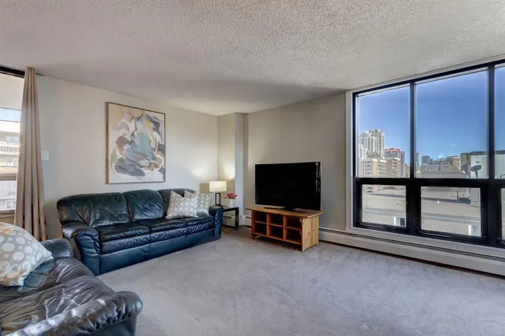 1334 13 Avenue SW, #701
