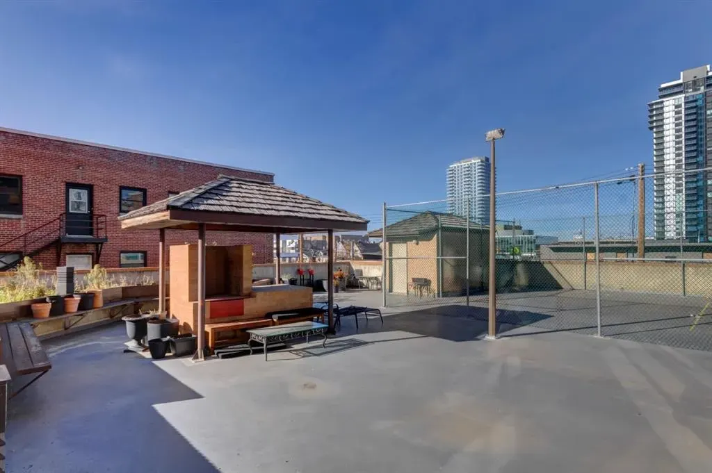 1334 13 Avenue SW, #701