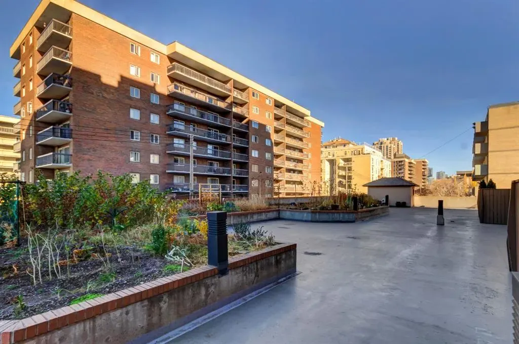 1334 13 Avenue SW, #701