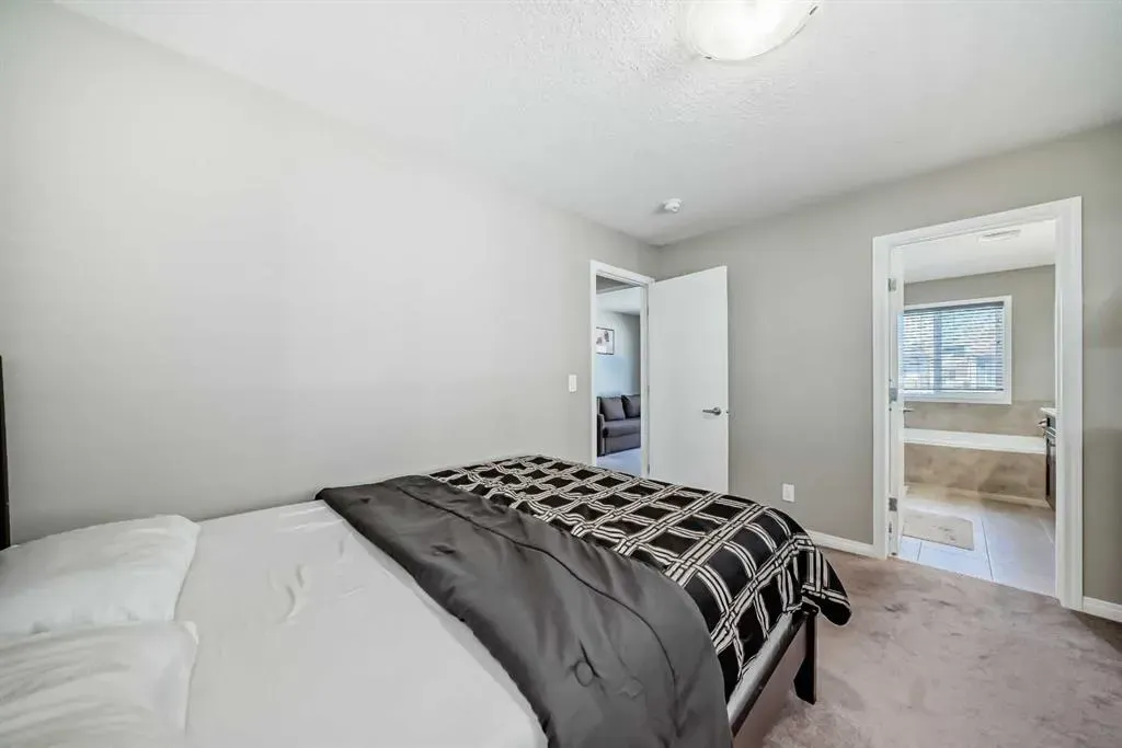 48 YORKVILLE Avenue SW