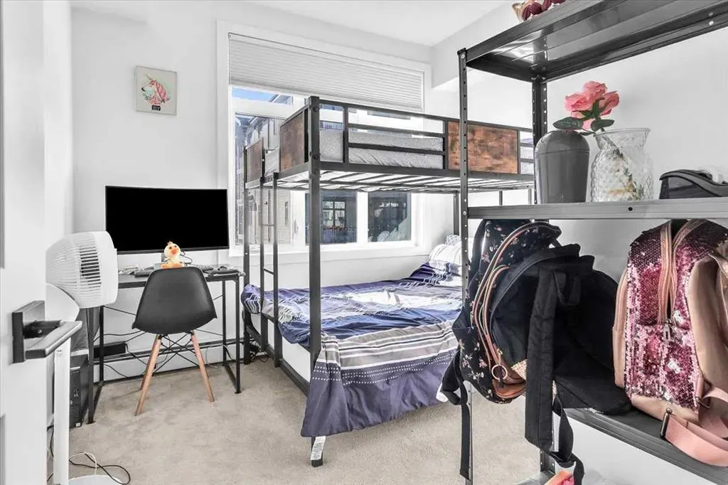 30 Sage Hill Walk NW, #305