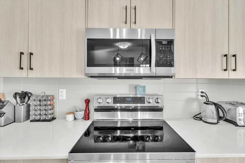 30 Sage Hill Walk NW, #305