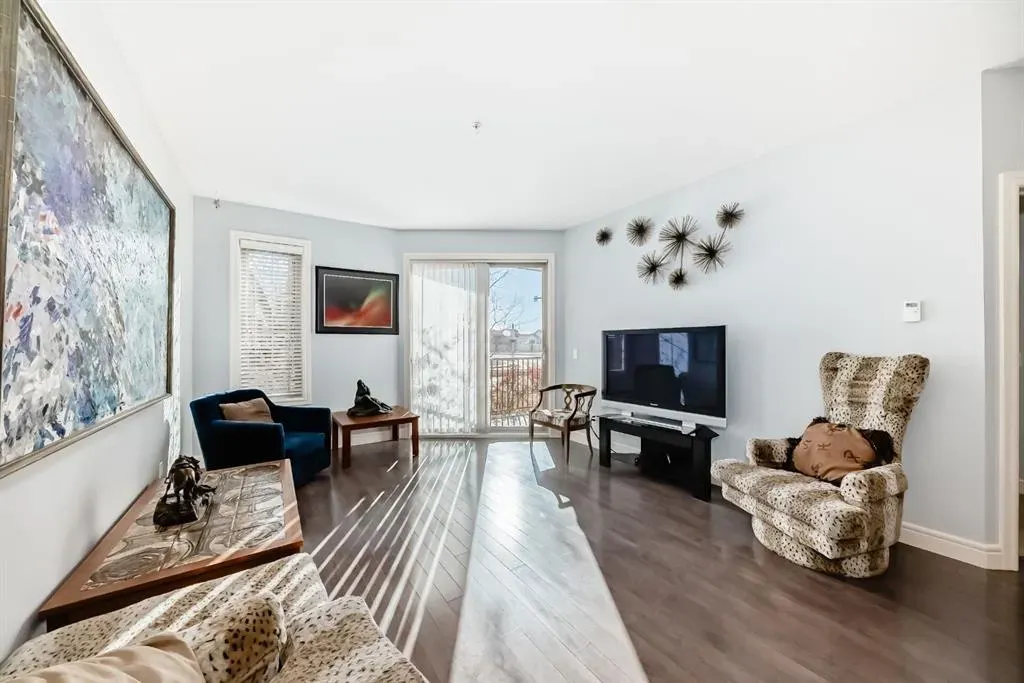 15 Sunset Square, #3104