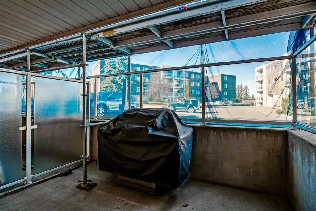 4455C Greenview Drive NE, #105