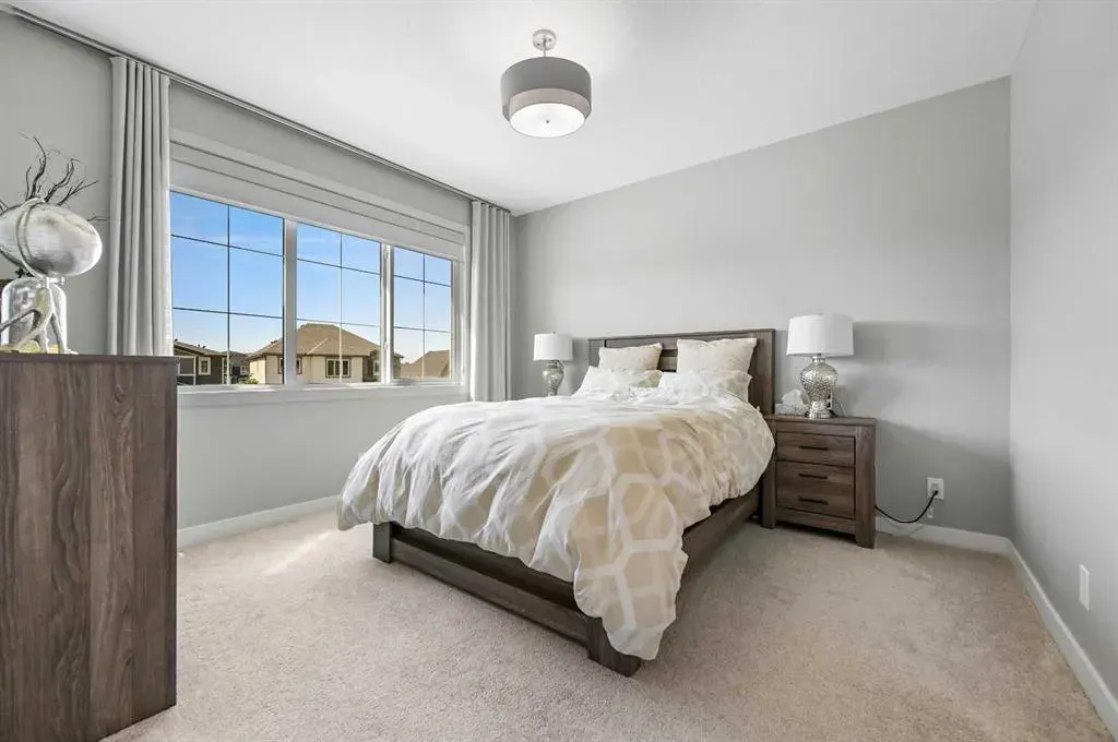 224 Cranbrook Drive SE