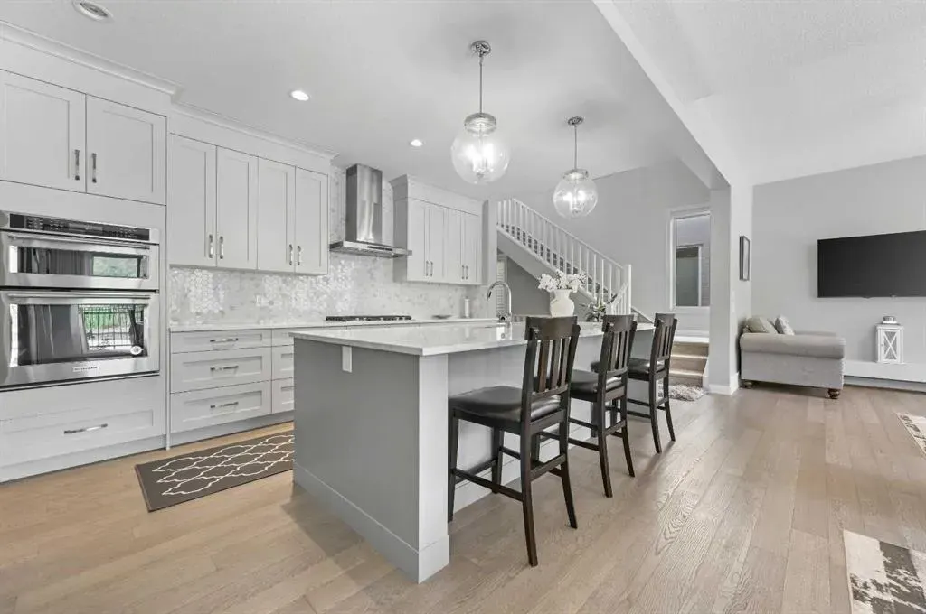 224 Cranbrook Drive SE