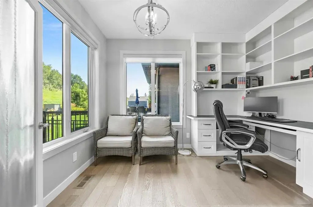 224 Cranbrook Drive SE