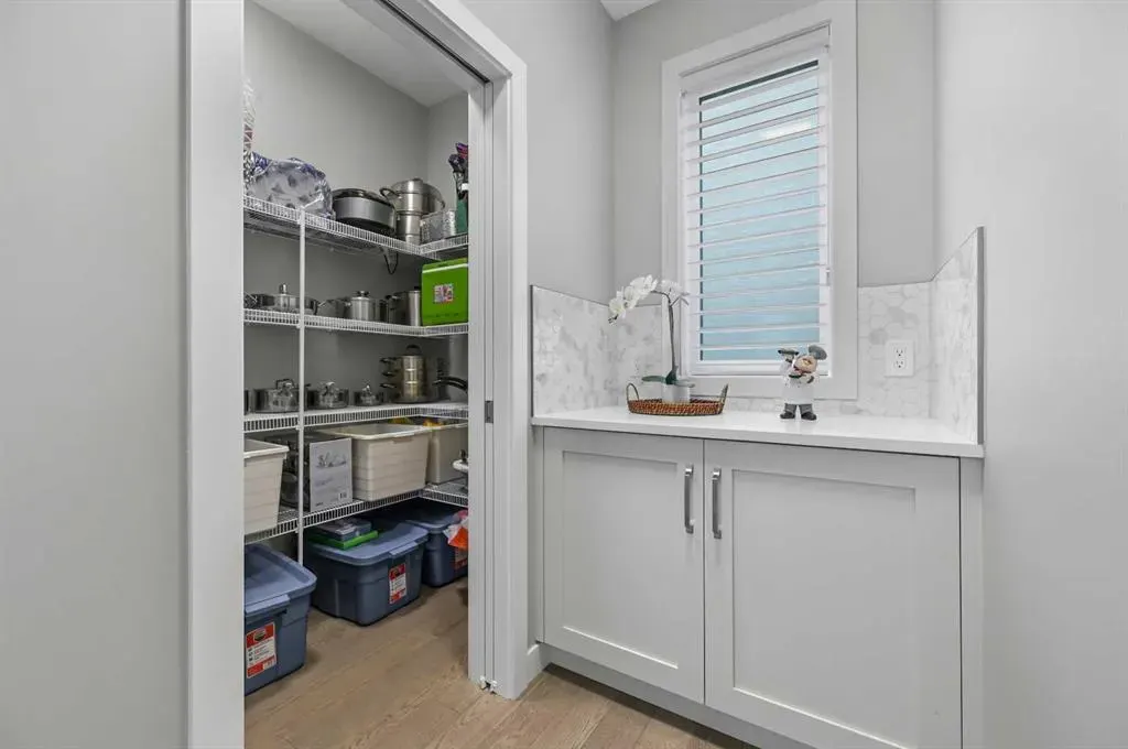 224 Cranbrook Drive SE