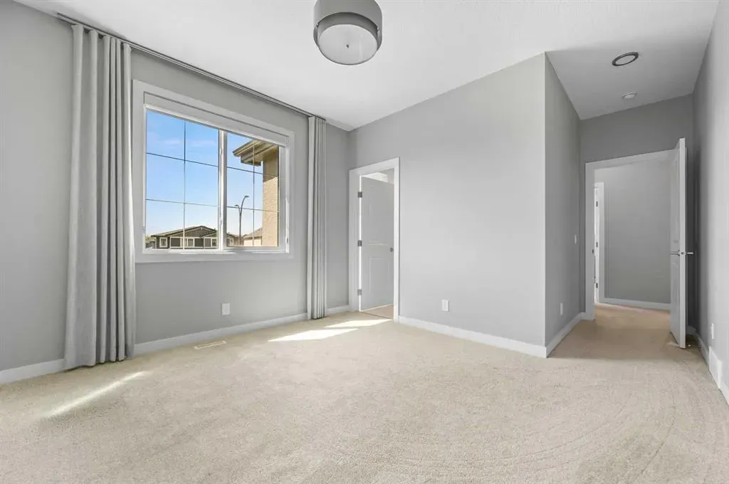 224 Cranbrook Drive SE