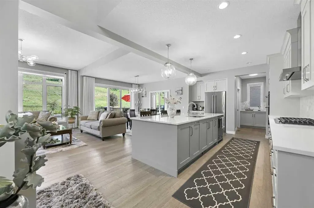 224 Cranbrook Drive SE