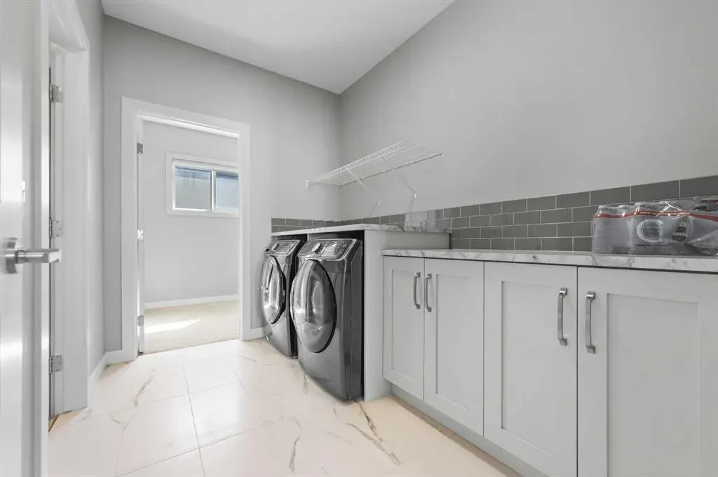 224 Cranbrook Drive SE