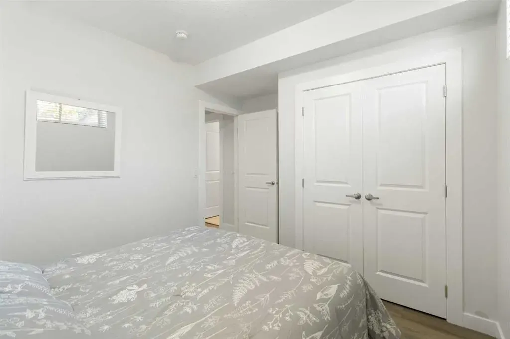 112 Fireside Crescent