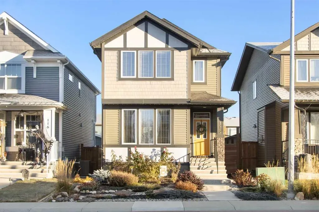 112 Fireside Crescent