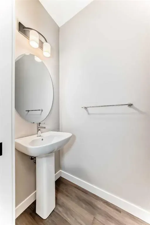 419 Hotchkiss Manor SE