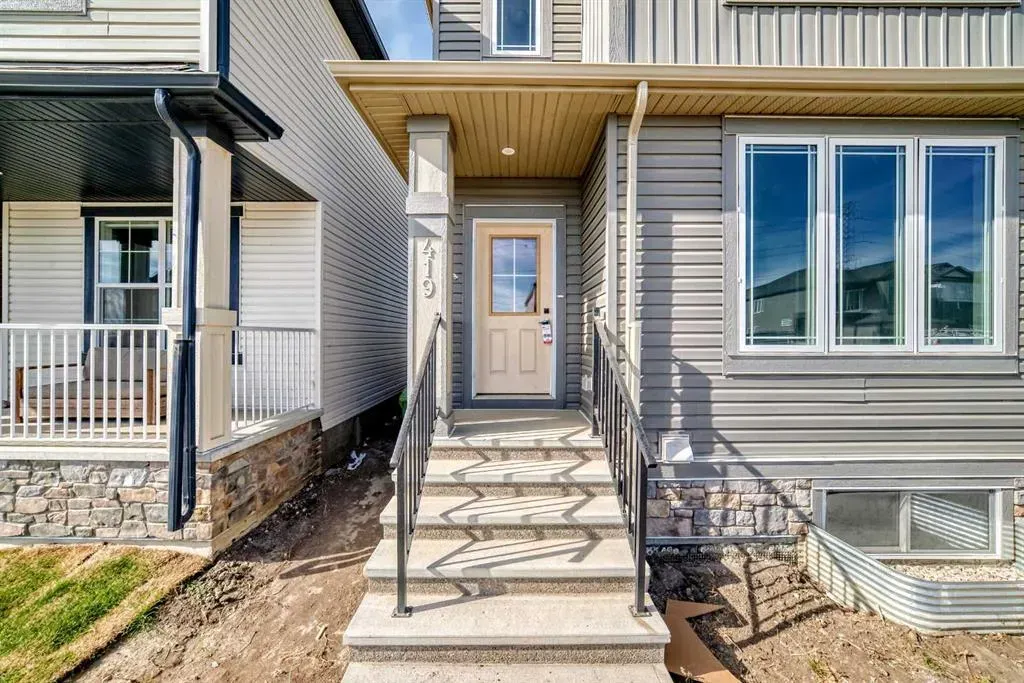 419 Hotchkiss Manor SE