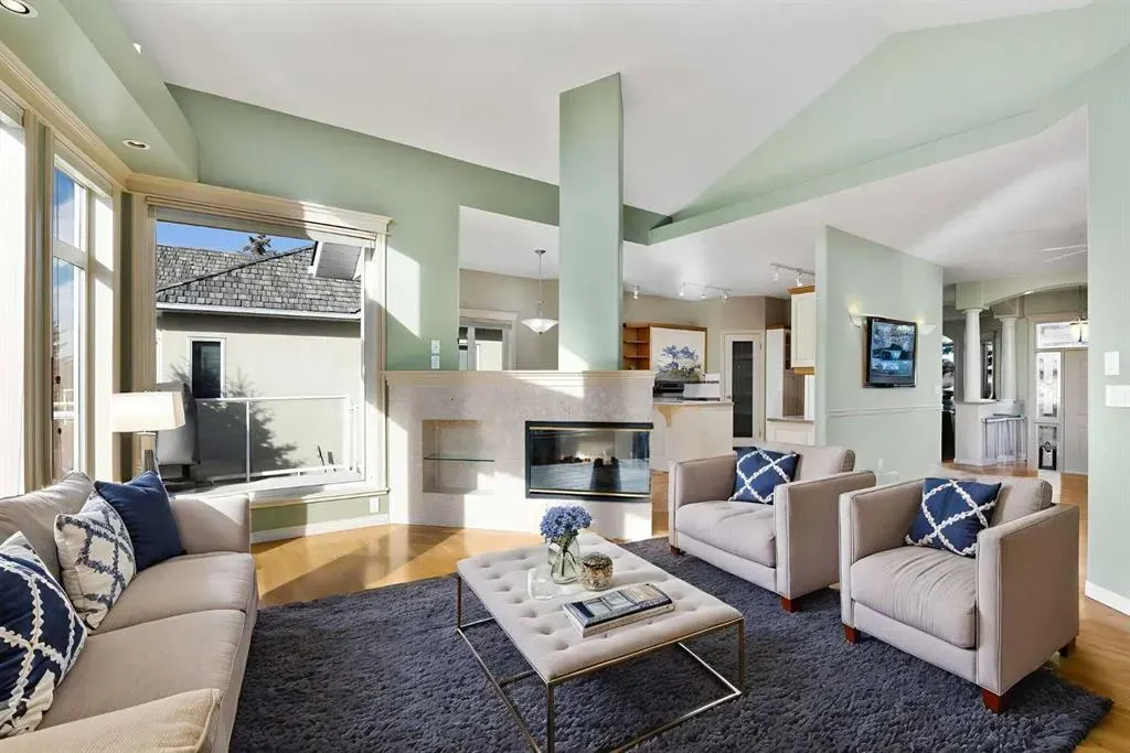 103 West Terrace Point