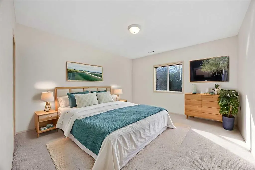 103 West Terrace Point