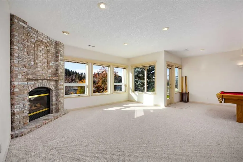 103 West Terrace Point