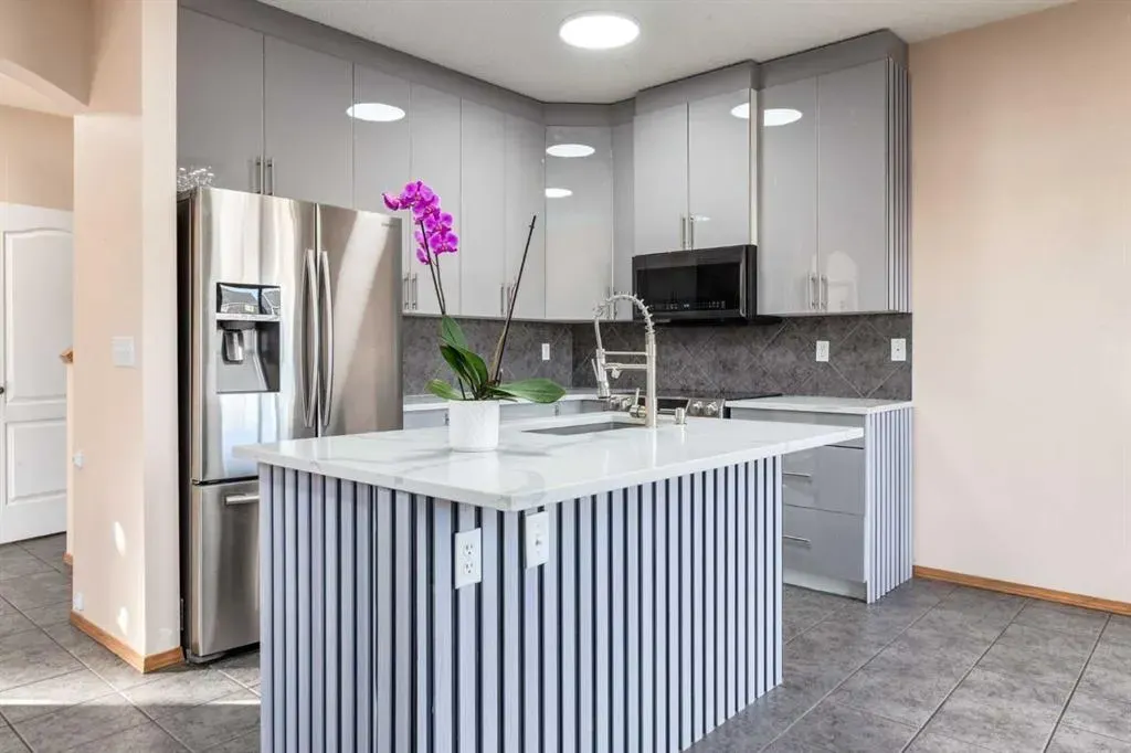 756 Luxstone Landing SW