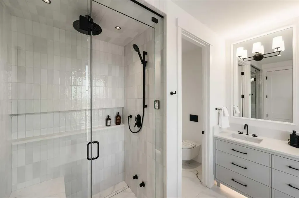 1700 73 Street SW, #208