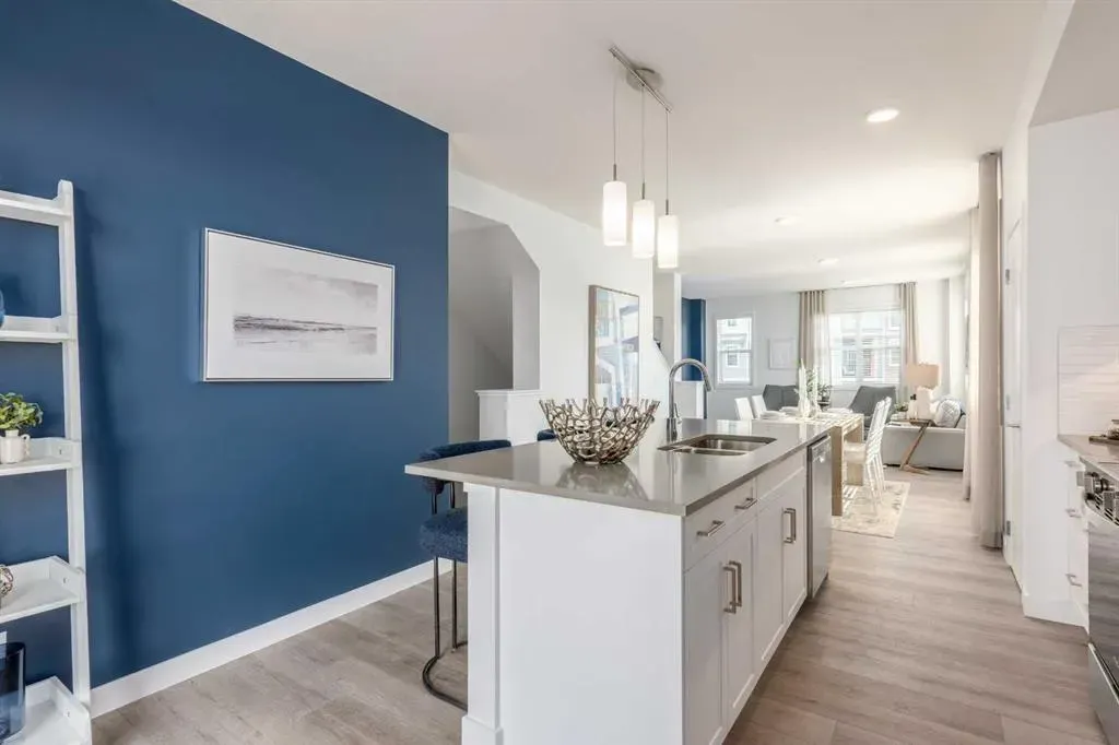 437 Alpine Avenue SW, #309