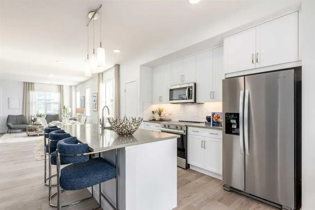 437 Alpine Avenue SW, #309