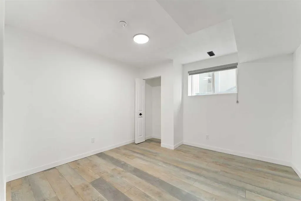 20 Sherwood Circle NW