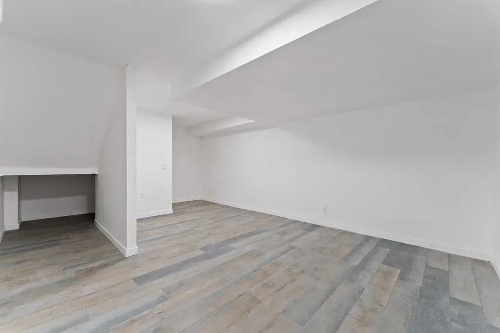 20 Sherwood Circle NW