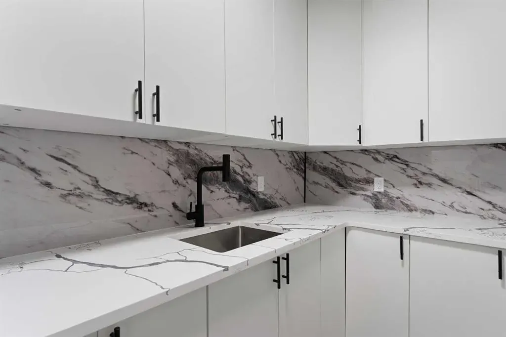 20 Sherwood Circle NW