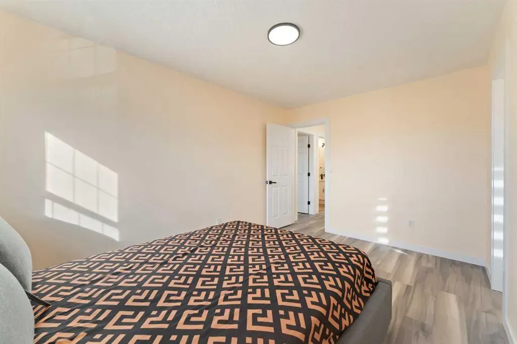 20 Sherwood Circle NW