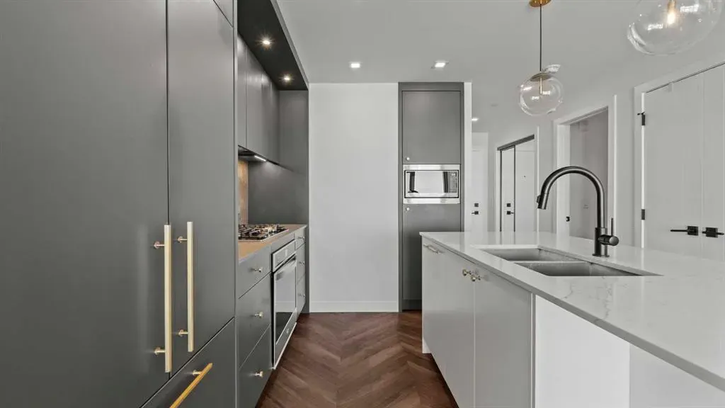 8505 Broadcast Avenue SW, #615