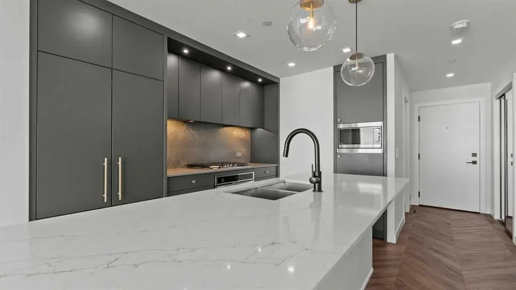 8505 Broadcast Avenue SW, #615