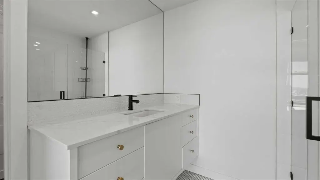 8505 Broadcast Avenue SW, #615