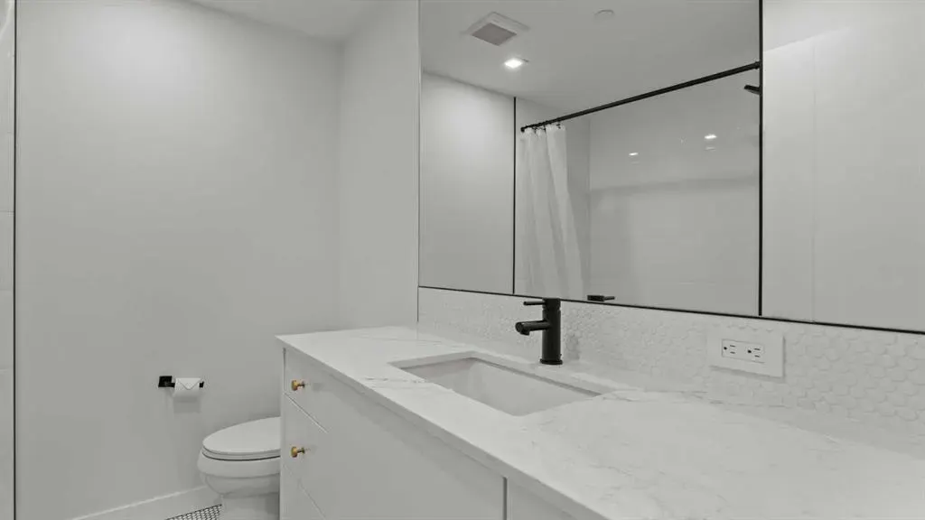 8505 Broadcast Avenue SW, #615