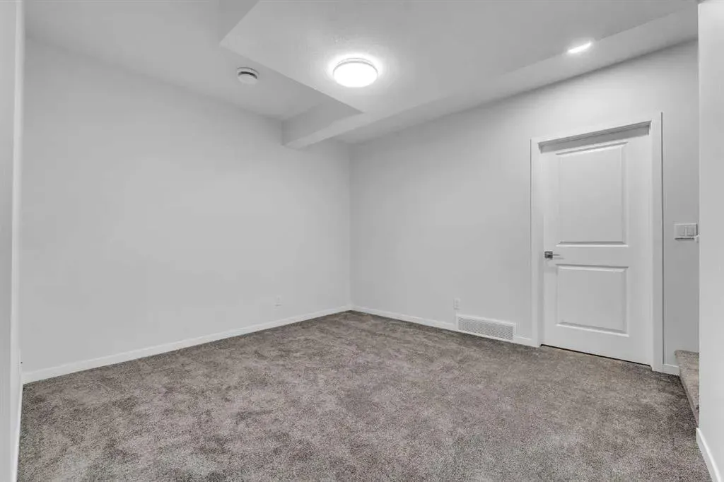 50 Setonstone Manor SE