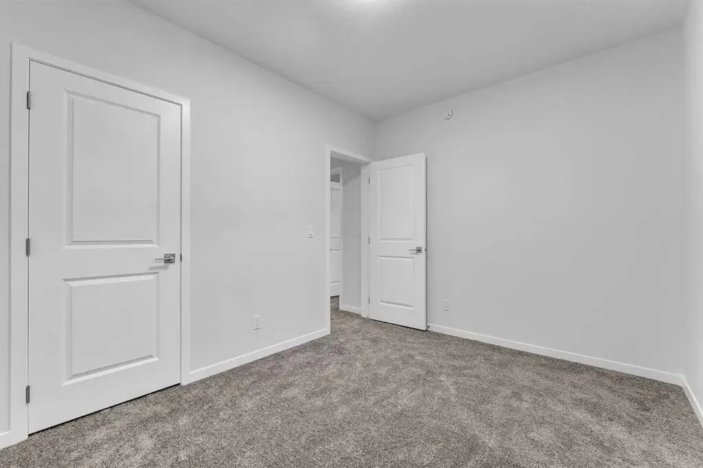 50 Setonstone Manor SE