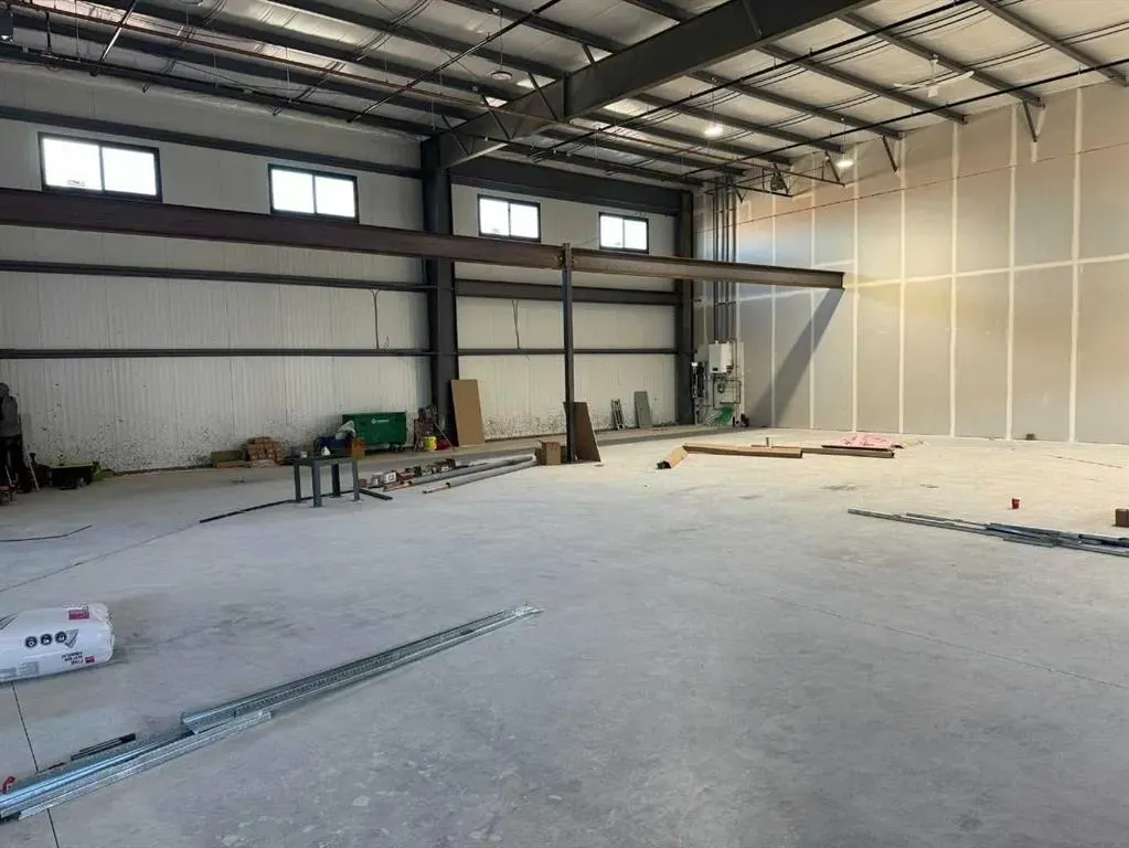 25 Southbank Crescent, #18 & 26