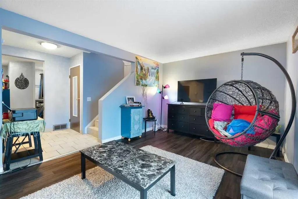 20 Falbury Crescent NE, #161