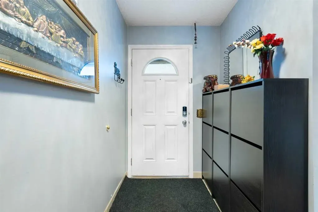 20 Falbury Crescent NE, #161