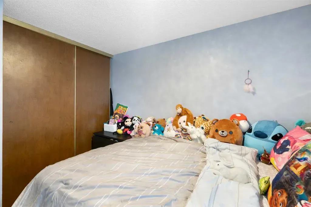 20 Falbury Crescent NE, #161