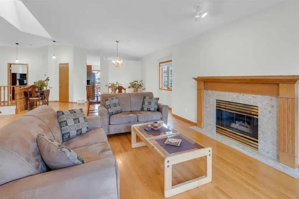 50 Christie Gardens SW