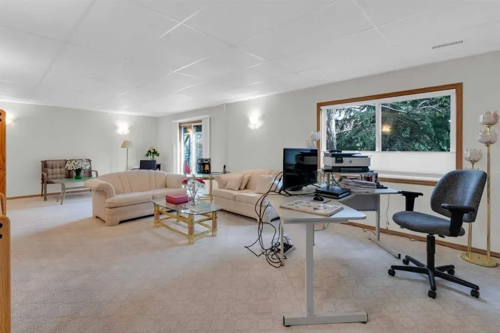 50 Christie Gardens SW