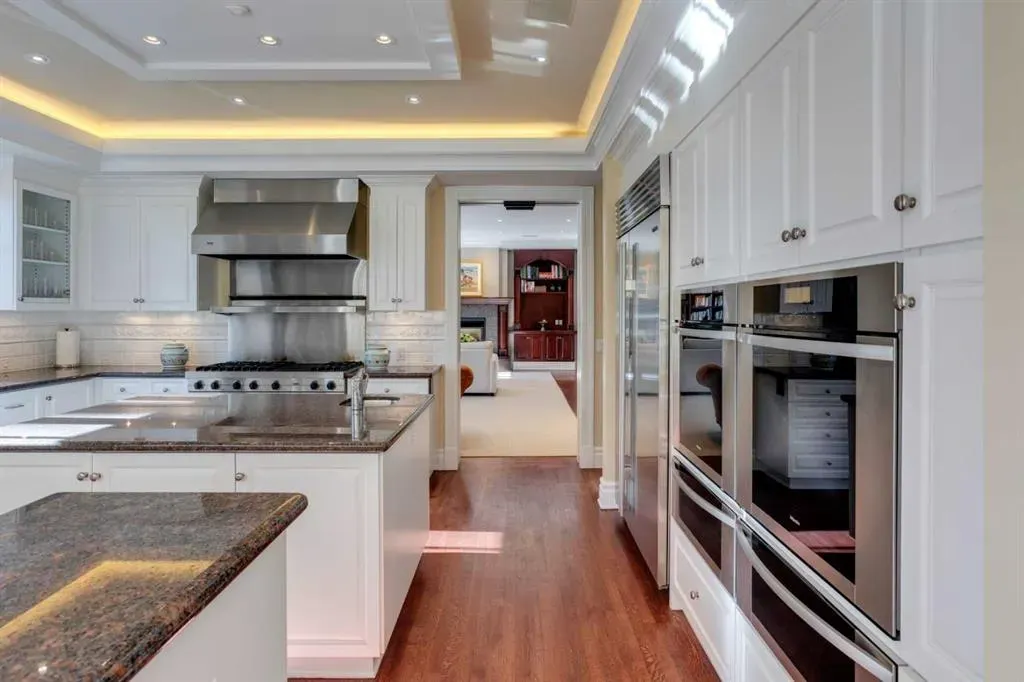 126 Eagle Ridge Drive SW